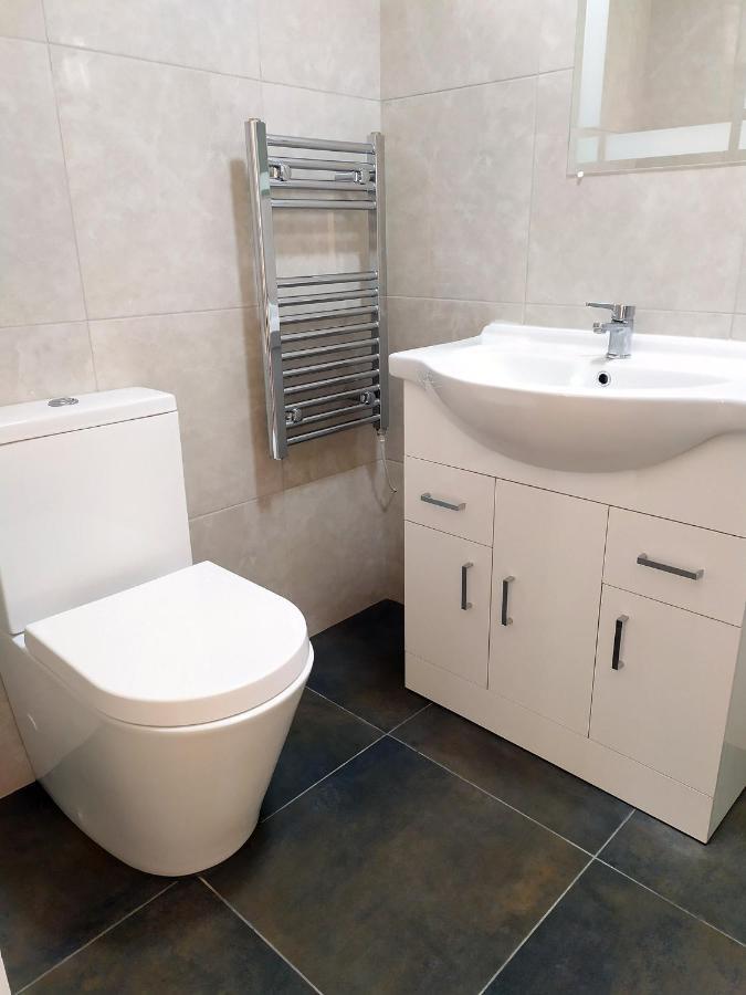 The Yew Studio - Self Contained One Bed Studio Flat With Parking Oxford Exterior photo