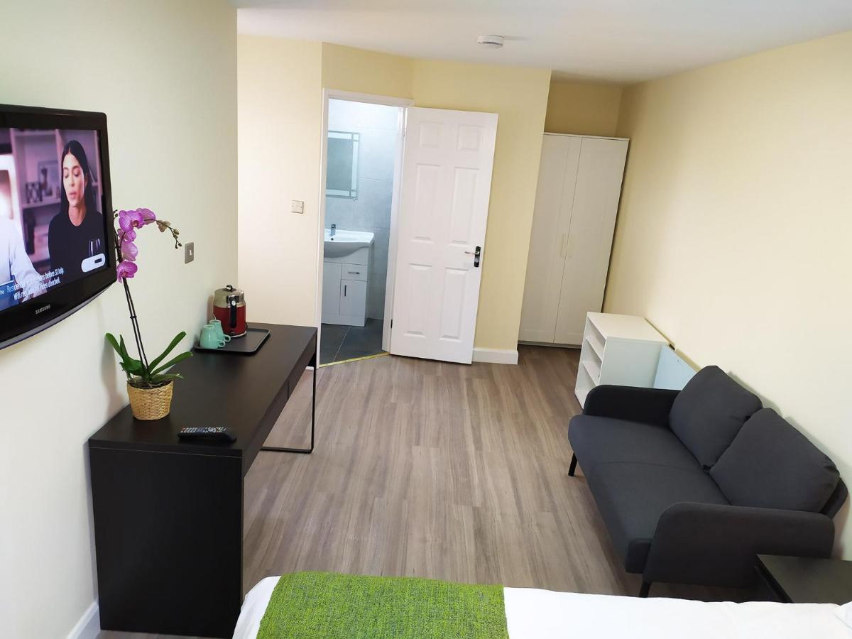 The Yew Studio - Self Contained One Bed Studio Flat With Parking Oxford Exterior photo